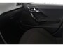 Peugeot 208 1.2 PureTech Signature Automaat Apple CarPlay Achteruitrijcamera Navigatie