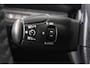 Peugeot 208 1.2 PureTech Signature Automaat Apple CarPlay Achteruitrijcamera Navigatie