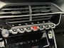 Peugeot 208 1.2 Turbo 130 PK Automaat GT Pack | Meest Complete Uitvoering | Alcantara Sportstoelen | Full LED Koplampen | Dode Hoek Detectie | Navigatie | Keyless Entry + Start | Camera | Panoramadak | Zwart dak | DAB Radio | 17" Lichtmetalen Velgen |