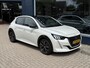 Peugeot 208 1.2 Turbo 130 PK Automaat GT Pack | Meest Complete Uitvoering | Alcantara Sportstoelen | Full LED Koplampen | Dode Hoek Detectie | Navigatie | Keyless Entry + Start | Camera | Panoramadak | Zwart dak | DAB Radio | 17" Lichtmetalen Velgen |