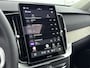 Volvo XC90 2.0 T8 Plug-in hybrid AWD Ultra Dark | Trekhaak | Luchtvering | Extra getint Glas | PDC V+A en 360 Camera | Panoramadak |