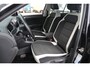 Volkswagen T-Roc 1.5 TSI 150pk Sport | Trekhaak | Navigatie | Parkeersensoren