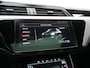 Audi Q8 e-tron 55 Quattro S Edition 114 kWh 408pk Dealer O.H. | Panodak | Luchtvering | Adaptive Cruise | Head Up | Bang & Olufsen | 360 Camera | Lederen Sportstoelen Verwarmd | Matrix LED | Keyless | Apple Carplay | Navigatie | DAB |