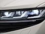 Volkswagen Touareg 3.0 TSi eHybrid 4MOTION R Edition 462 PK| V6 | Panoramadak | Leder Interieur | Luchtvering | Navigatie | Dodehoekdetectie | 360 Camera | Head-Updisplay | Stoelverwarming Voor & Achter