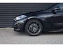 BMW 1-Serie 118i High Executive M sport / CARPLAY / MAXTON / SFEERVERLICHTING / STOELVERWARMING