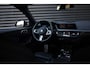 BMW 1-Serie 118i High Executive M sport / CARPLAY / MAXTON / SFEERVERLICHTING / STOELVERWARMING