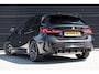 BMW 1-Serie 118i High Executive M sport / CARPLAY / MAXTON / SFEERVERLICHTING / STOELVERWARMING