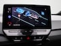 Volkswagen ID.3 Pro 58 kWh 204 PK| Dealeronderhouden | Navigatie | Achteruitrijcamera | Stoelverwarming | Stuurwielverwarming | Keyless Access | Parkeersensoren