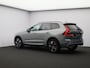 Volvo XC60 2.0 T6 Plug-in hybrid AWD Plus Dark / Pano. dak / Harman Kardon Audio / all season banden / Stoel- + stuurwielverwarming / Elektr. stoelverstelling / BLIS /