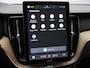 Volvo XC60 2.0 T6 Plug-in hybrid AWD Plus Dark / Pano. dak / Harman Kardon Audio / all season banden / Stoel- + stuurwielverwarming / Elektr. stoelverstelling / BLIS /