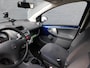 Peugeot 107 1.0-12V XS 4 SEIZOENEN BANDEN! AIRCO! C.V. AFSTANDSBEDIENING!