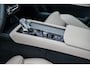 Volvo XC90 2.0 T8 Plug-in hybrid AWD Ultra Dark Executive | Luchtvering | Gelaagd Glas | Bowers & Wilkins | Massage & Ventilatie Stoelen | Panoramadak |