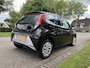 Toyota Aygo 1.0 VVT-i 72pk 5D x-play Multi Media Parkeer Camera