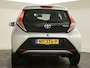 Toyota Aygo 1.0 VVT-i x-now | Airco | Bluetooth | All Season banden