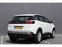 Peugeot 3008 1.2 PureTech Active | Cruise | Trekhaak | Stoelverwarming |