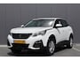Peugeot 3008 1.2 PureTech Active | Cruise | Trekhaak | Stoelverwarming |