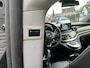 Mercedes-Benz V-klasse 220d Lang Dubbel Cabine | Adaptive Cruise | Lederen Bekleding | Elektrische Schuifdeuren | Elektrisch Bedienbare Achterklep | Leder Interieur | LMV 19 " | Apple Carplay | Navigatie | Camera | Climate Control | Stoelverwarming |