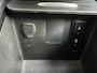 Mercedes-Benz V-klasse 220d Lang Dubbel Cabine | Adaptive Cruise | Lederen Bekleding | Elektrische Schuifdeuren | Elektrisch Bedienbare Achterklep | Leder Interieur | LMV 19 " | Apple Carplay | Navigatie | Camera | Climate Control | Stoelverwarming |