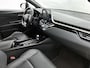Toyota C-HR / C-HR+ 1.8 Hybrid Style | Dodehoek detectie | Lederen bekleding | Stoel+stuurverwarming | Parkeersensoren voor+achter met assistent | Navigatie | Cruise control Adaptive |