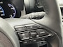 Toyota Yaris Cross 1.5 Hybrid Dynamic | Adaptive Cruise | Parkeersensoren | Stoel & Stuurverwarming | Apple Carplay | Camera | LMV 17" | Draadloze Telefoonlader |