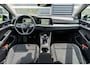 Volkswagen Golf Variant 1.0 TSI 110pk Life | Apple CarPlay/Android Auto | PDC | Navigatie