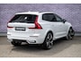 Volvo XC60 2.0 T8 Plug-in hybrid AWD Ultra Dark Executive Edition | Luchtvering | 22" | Gelamineerd Glas | Bowers & Wilkins | Stoelmassage & Ventilatie |