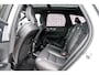 Volvo XC60 2.0 T8 Plug-in hybrid AWD Ultra Dark Executive Edition | Luchtvering | 22" | Gelamineerd Glas | Bowers & Wilkins | Stoelmassage & Ventilatie |