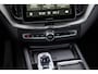 Volvo XC60 2.0 T8 Plug-in hybrid AWD Ultra Dark Executive Edition | Luchtvering | 22" | Gelamineerd Glas | Bowers & Wilkins | Stoelmassage & Ventilatie |