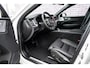Volvo XC60 2.0 T8 Plug-in hybrid AWD Ultra Dark Executive Edition | Luchtvering | 22" | Gelamineerd Glas | Bowers & Wilkins | Stoelmassage & Ventilatie |