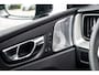 Volvo XC60 2.0 T8 Plug-in hybrid AWD Ultra Dark Executive Edition | Luchtvering | 22" | Gelamineerd Glas | Bowers & Wilkins | Stoelmassage & Ventilatie |