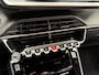 Peugeot 2008 1.2 Hybrid 145 GT | Achteruitrijcamera | Navigatie via Telefoon | Keyless Entry | Full LED Verlichting | Zwart Dak | Cruise Control | Climate Control | Hoge Zitpositie.|