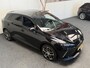 MG MG4 ELECTRIC LUXURY LONG RANGE 204 PK 64 KWH FABRIEKGARANTIE TOT 2031 !!! NAVIGATIE ADAPTIVE CRUISE CONTROL APPLE CARPLAY/ANDROID 360 CAMERA STOEL EN STUURVERWARMING DODEHOEKSENSOREN RIJSTROOKSENSOREN KEYLESS GO ZEER MOOI !!