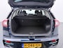 Kia Niro EV e-Niro 64kWh ExecutiveLine (SOH 100%) - Lederen bekleding - Stoel- en stuurverwarming - Navigatie - Camera - JBL - 12 maanden garantie