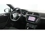 Volkswagen Tiguan 1.4 TSI 150pk DSG R-Line Business Trekhaak / Panoramadak / 1e Eigenaar!