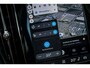 Volvo V60 2.0 T6 Plug-in hybrid AWD Ultra Dark | Trekhaak | 20" | Heico Body Kit | Black Pack | Schuif-/kanteldak | Head Up Display | Donker Glas | Sportstoelen | Power Seats | Harman Kardon |
