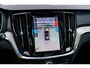 Volvo V60 2.0 T6 Plug-in hybrid AWD Ultra Dark | Trekhaak | 20" | Heico Body Kit | Black Pack | Schuif-/kanteldak | Head Up Display | Donker Glas | Sportstoelen | Power Seats | Harman Kardon |