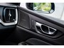 Volvo V60 2.0 T6 Plug-in hybrid AWD Ultra Dark | Trekhaak | 20" | Heico Body Kit | Black Pack | Schuif-/kanteldak | Head Up Display | Donker Glas | Sportstoelen | Power Seats | Harman Kardon |
