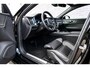 Volvo V60 2.0 T6 Plug-in hybrid AWD Ultra Dark | Trekhaak | 20" | Heico Body Kit | Black Pack | Schuif-/kanteldak | Head Up Display | Donker Glas | Sportstoelen | Power Seats | Harman Kardon |