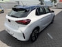 Opel Corsa-e Electric Ultimate 50 kWh (Camera - LED - Automatische Airco - Alcantara - Stoel-/- Stuurverwarming - Navigatie via APP - Parkeersensoren V+A - Two Tone - Dodehoekdetectie)