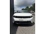 Opel Corsa-e Electric Ultimate 50 kWh (Camera - LED - Automatische Airco - Alcantara - Stoel-/- Stuurverwarming - Navigatie via APP - Parkeersensoren V+A - Two Tone - Dodehoekdetectie)