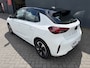 Opel Corsa-e Electric Ultimate 50 kWh (Camera - LED - Automatische Airco - Alcantara - Stoel-/- Stuurverwarming - Navigatie via APP - Parkeersensoren V+A - Two Tone - Dodehoekdetectie)