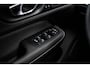 Volvo V60 2.0 T6 Plug-in hybrid AWD Ultra Dark | Schuif-/kanteldak | Head Up Display | Donker Glas | Sportstoelen | Power Seats | Harman Kardon |