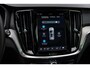 Volvo V60 2.0 T6 Plug-in hybrid AWD Ultra Dark | Panoramadak | Head Up Display | Donker Glas | Sportstoelen | Power Seats | Harman Kardon |