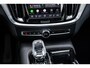 Volvo V60 2.0 T6 Plug-in hybrid AWD Ultra Dark | 20" | Heico Body Kit | Black Pack | Panoramadak | Head Up Display | Donker Glas | Sportstoelen | Power Seats | Harman Kardon |