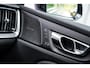 Volvo V60 2.0 T6 Plug-in hybrid AWD Ultra Dark | 20" | Heico Body Kit | Black Pack | Panoramadak | Head Up Display | Donker Glas | Sportstoelen | Power Seats | Harman Kardon |