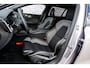 Volvo V60 2.0 T6 Plug-in hybrid AWD Ultra Dark | 20" | Heico Body Kit | Black Pack | Panoramadak | Head Up Display | Donker Glas | Sportstoelen | Power Seats | Harman Kardon |