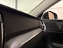 Volvo V60 B4 Aut. Business Edition | Trekhaak | Pine Grey! | Adaptieve Cruise Control | Stoel en Stuurwielverwarming | Parkeercamera | Pilot Assist | BLIS Dode Hoek Detectie | Lederen bekleding | Zitting verlenging voorstoelen | 17 Inch | Keyless Drive | Privacy Glass | 4-Voudig verstelbare lendesteun elektrisch | Parkeersensoren voor+achter | Elektrisch bedienbare achterklep | Draadloos telefoon opladen | DAB Radio | Apple Carplay/Android Auto | Climate Control L+R | Volvo On Call met mobiele App functie | Pine Grey Metallic |