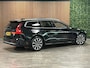 Volvo V60 T8 AWD Recharge Plus Bright | Schuifdak | Trekhaak | 455pk | Adaptieve Cruise Control | Stoelverwarming voor+achter | Stuurwielverwarming | Full LED Meesturende koplampen | Pilot Assist | BLIS Dode Hoek Detectie | Parkeercamera | Elektrische voorstoelen geheugen | Lederen bekleding | Zitting verlenging voorstoelen | 18 Inch | Google Infotainment | Keyless Drive | Parkeersensoren voor+achter | Privacy Glass | Elektrisch bedienbare achterklep | DAB Radio | Apple Carplay/Android Auto | Volvo On Call met mobiele App functie | Onyx Black Metallic |