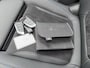 BMW 3-Serie Touring 320e M Sport | SOH 97% | Panorama | Trekhaak | Apple Carplay - Android Auto | Sfeerverlichting | Brooklyn Grau