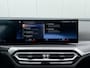 BMW 3-Serie Touring 320e M Sport | SOH 97% | Panorama | Trekhaak | Apple Carplay - Android Auto | Sfeerverlichting | Brooklyn Grau